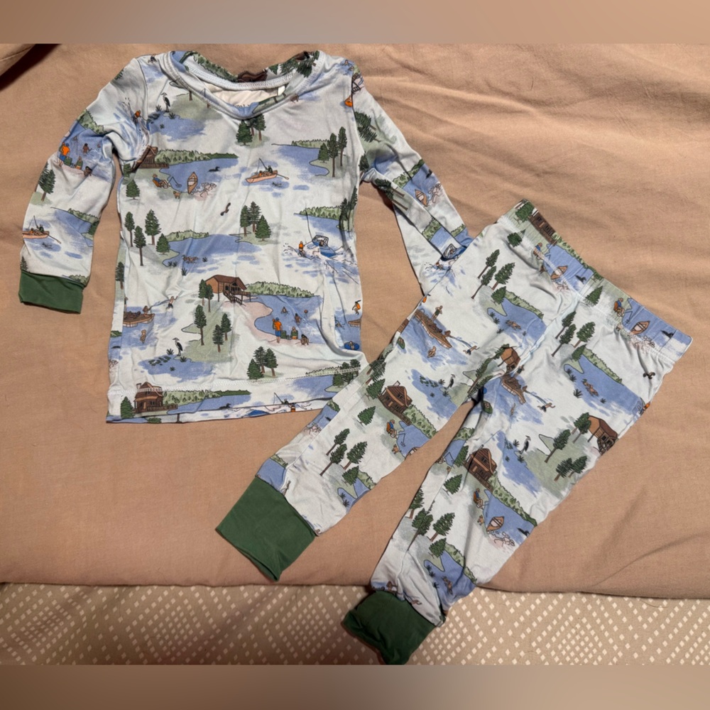Lake life two piece set